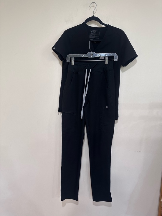 Figs Other - Figs Black women’s drawstring pants and top. Size XS
